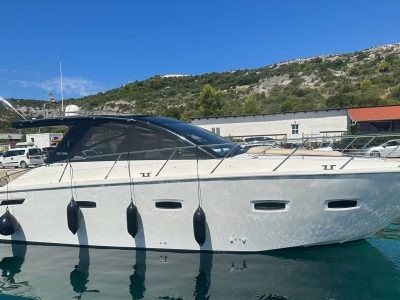 Sealine SC35 2009 Croatia 1