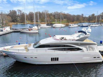 Princess 72 (2010)