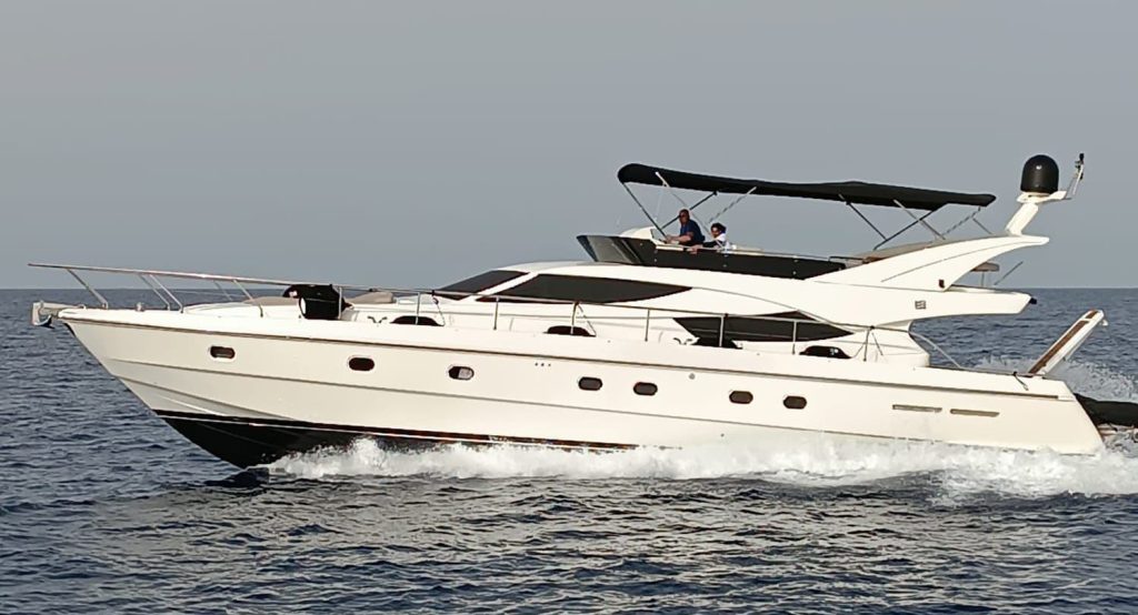 Ferretti 620 “MATRO” (2001)