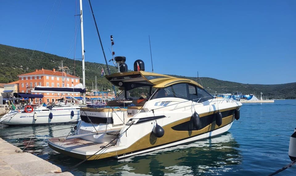 Galeon 445 HTS (2016)