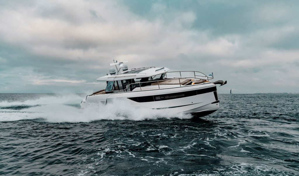 Wellcraft 44 Explorer (2025)