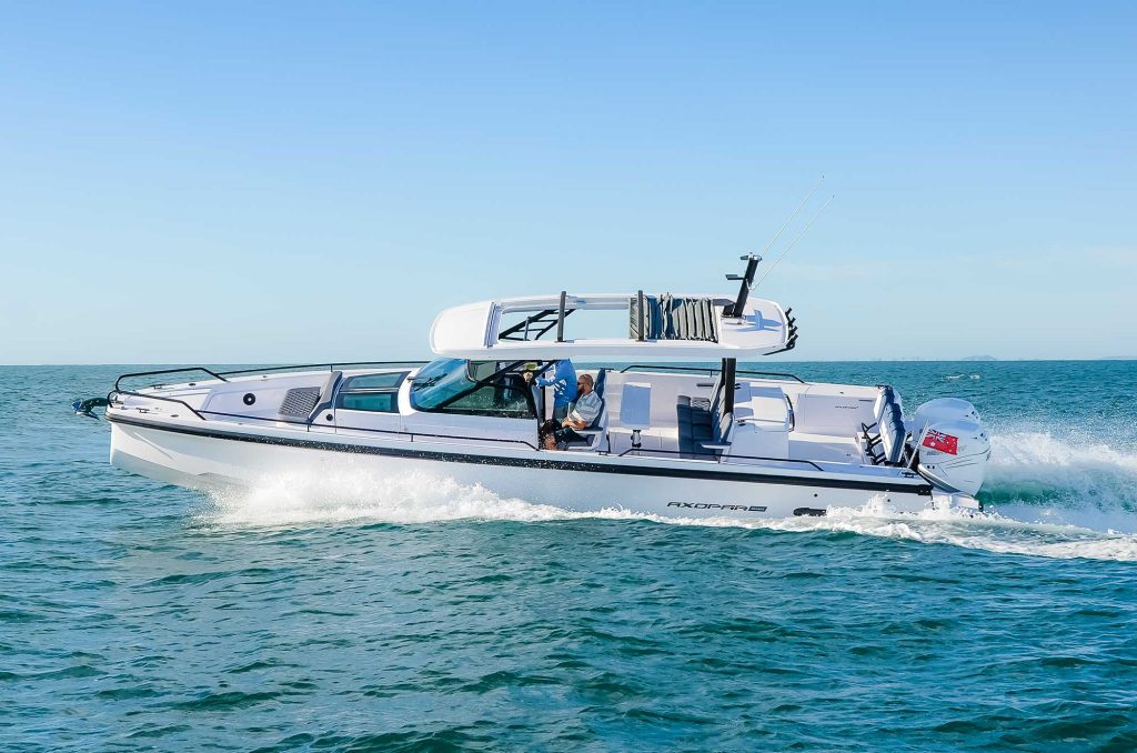 Axopar 37 Sun-Top (2025)