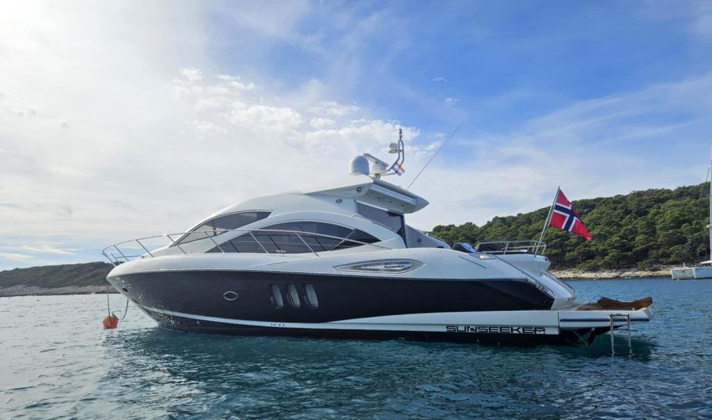 Sunseeker Predator 52 (2011)