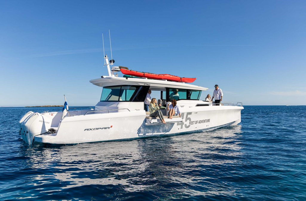 Axopar 45 XC Cross Cabin (2025)
