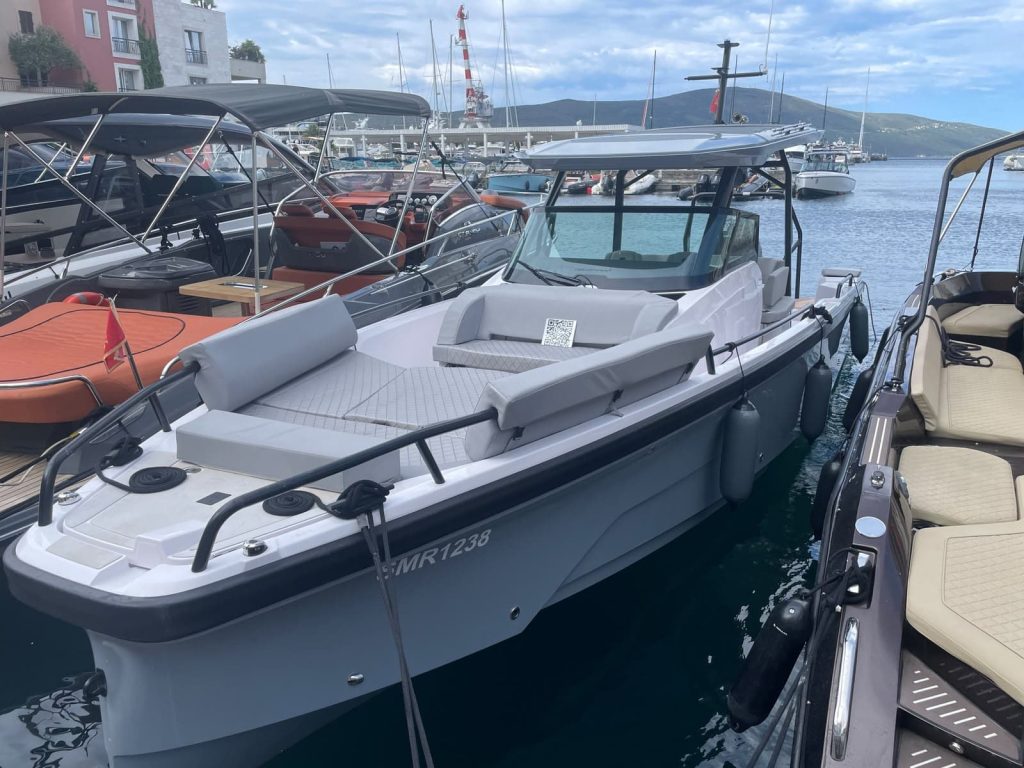 Axopar 29 Sun Top (2025)