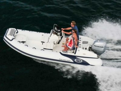 Walker Bay Venture 16