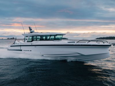 Axopar 38 XC Cross Cabin